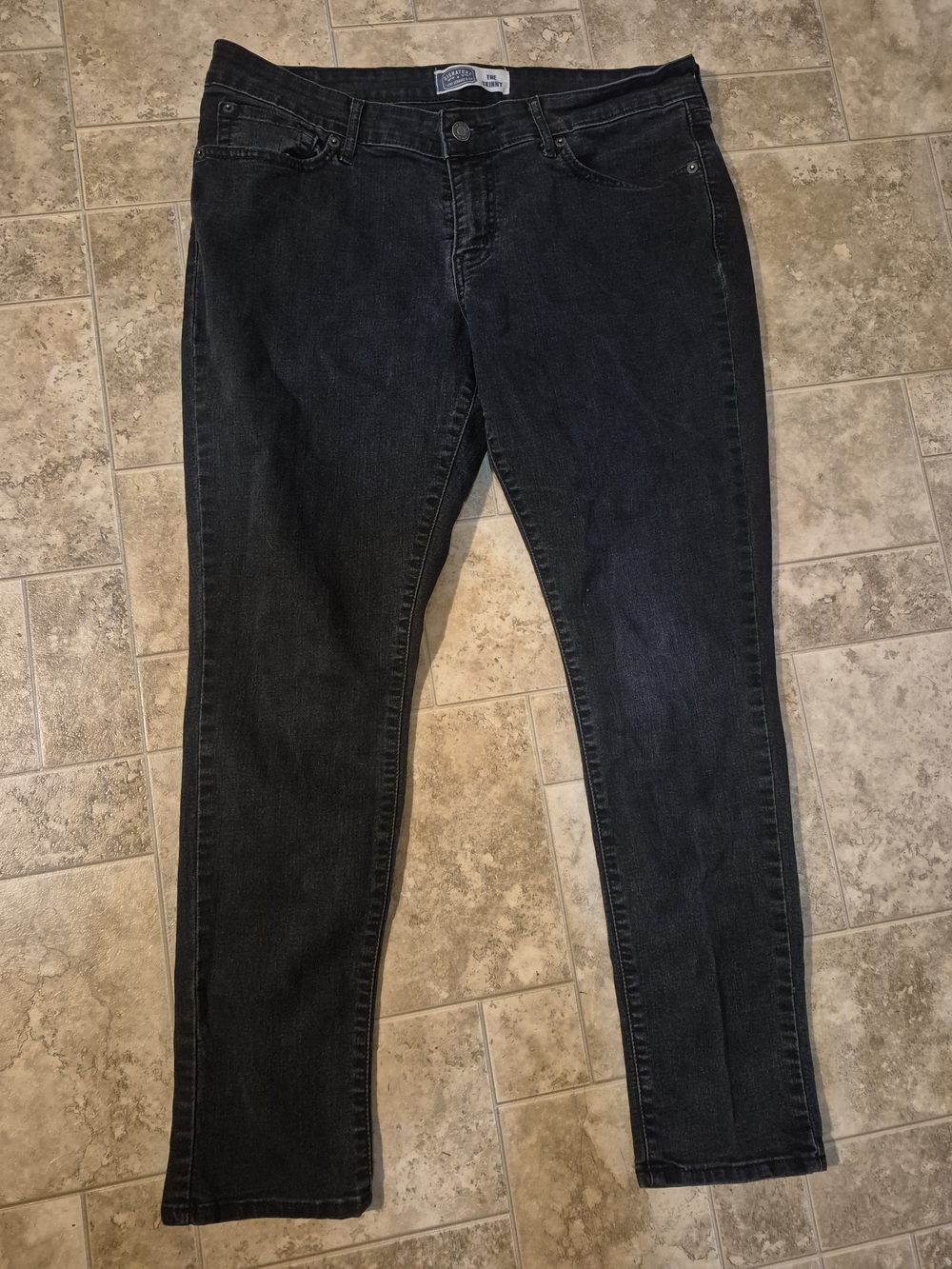 Signature Levi Strauss Jeans Women's Size 14